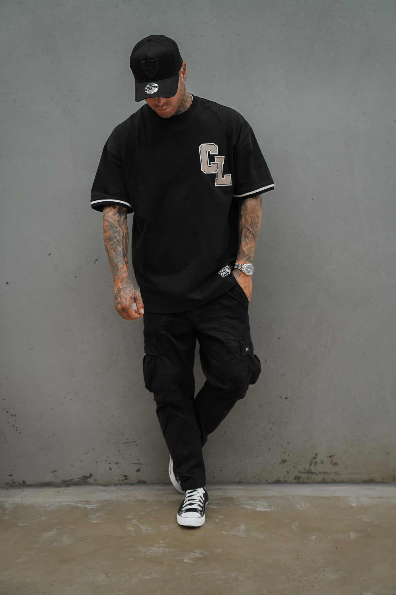 The Quarterback Tee - Black/Brown
