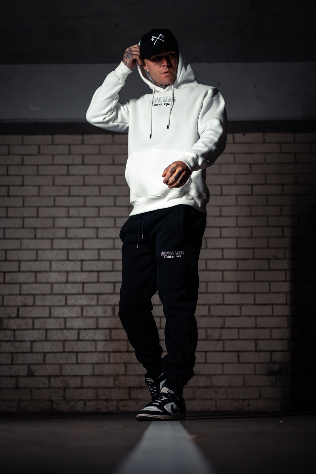 The Sinner Hoodie - White/Black
