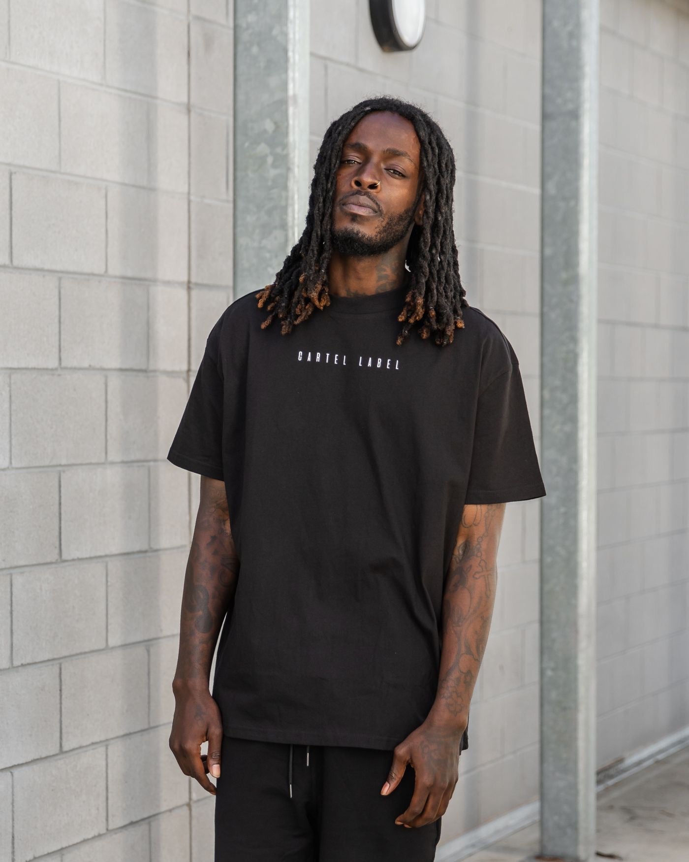 The Minimal Drop Tee - Black