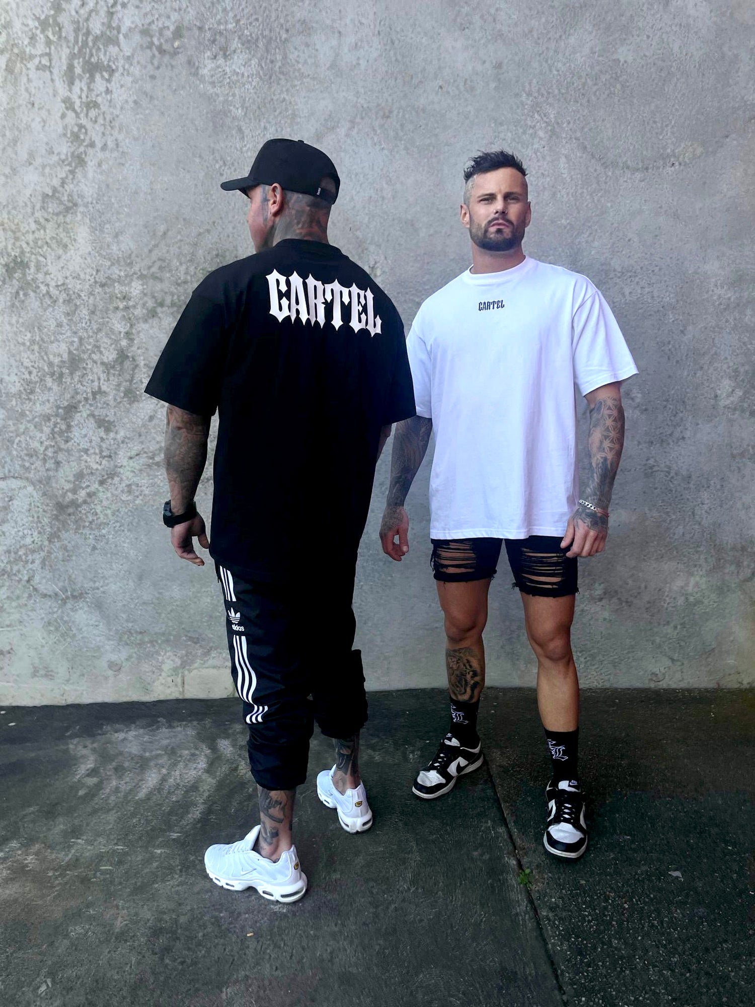 The Baddie Tee - White/Black