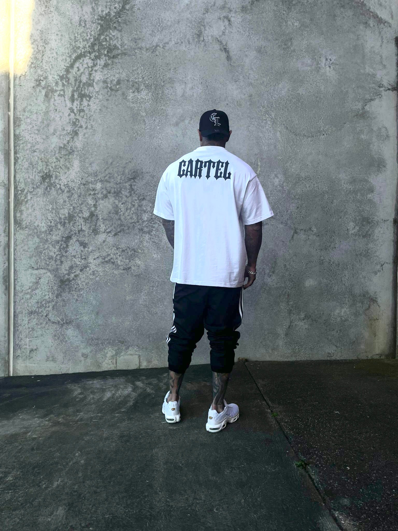 The Baddie Tee - White/Black