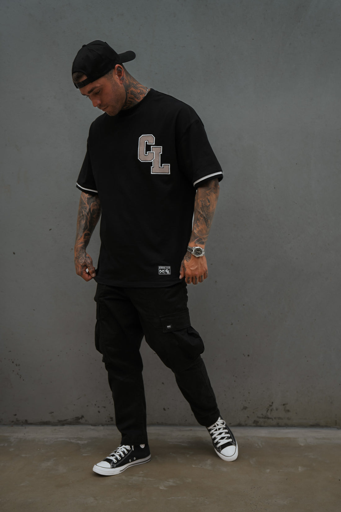 The Quarterback Tee - Black/Brown