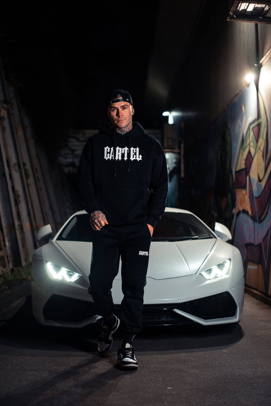 The Baddie Trackpants - Black/White