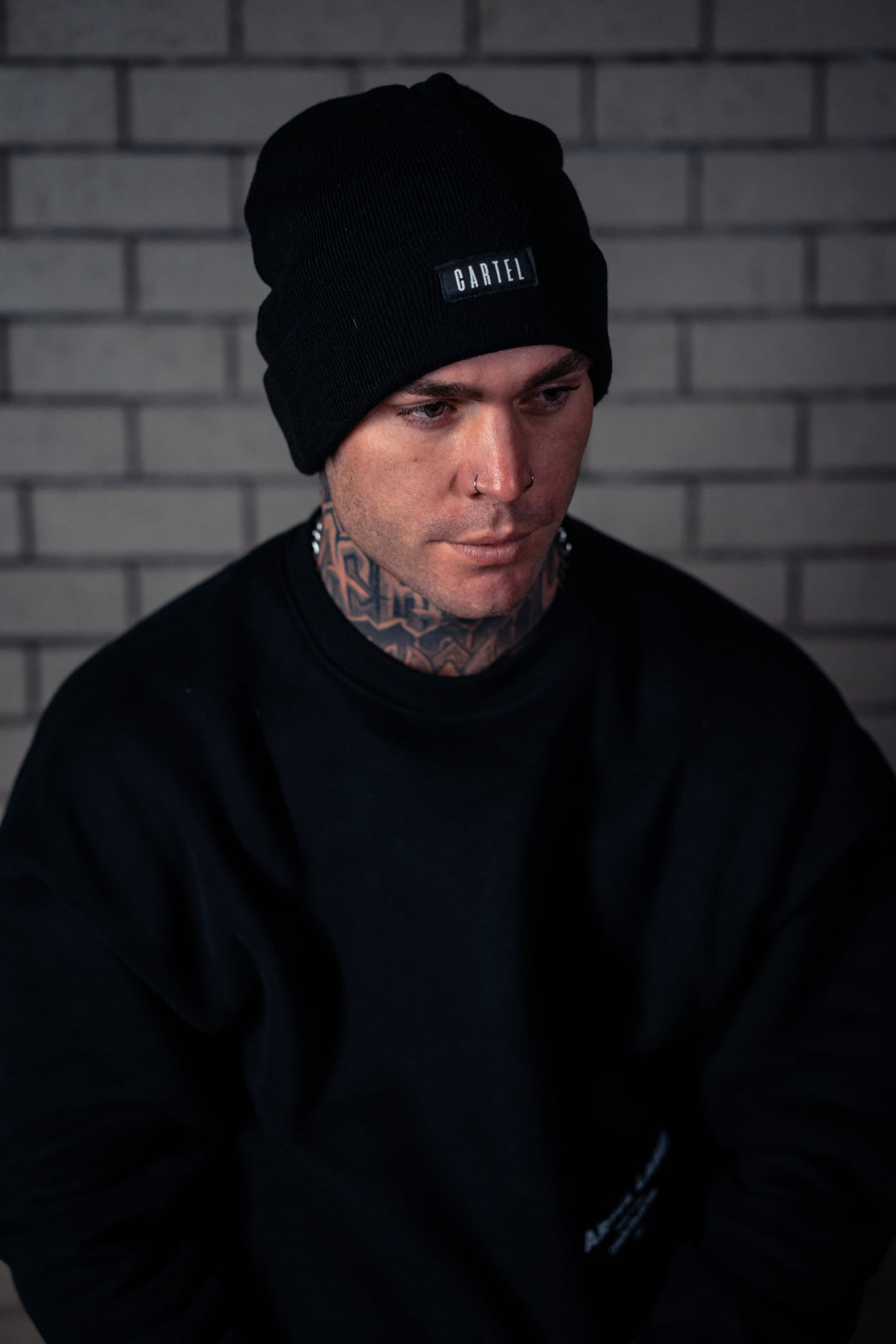 The Essentials Beanie - Black/White