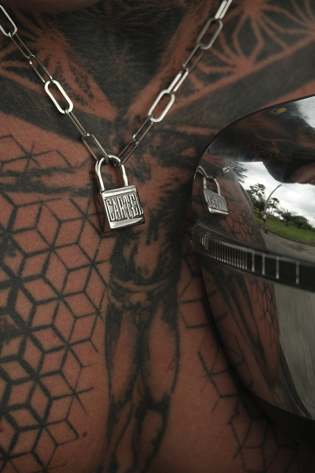 The Committed Chain